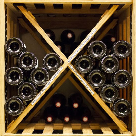 Meuble en chêne massif modulable pour cave à vin sur-mesure - Modulothèque Meuble en chêne massif modulable pour cave à vin sur-mesure - Modulothèque