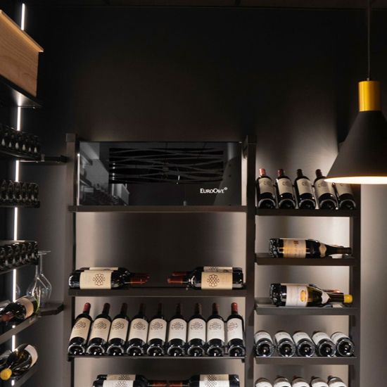 Climatiseur split à eau pour cave à vin jusqu'à 20 m³ - Tahoma Climatiseur split à eau pour cave à vin jusqu'à 20 m³ - Tahoma