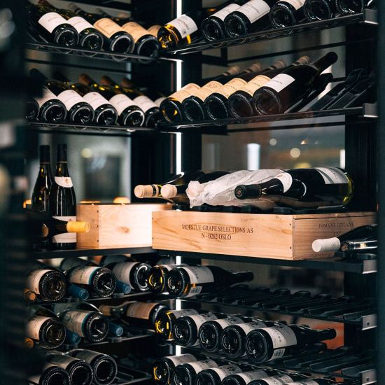 Solution d’aménagement modulable pour cave à vin sur-mesure - Modulo-X Solution d’aménagement modulable pour cave à vin sur-mesure - Modulo-X