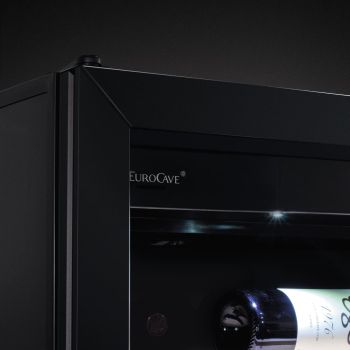 Grande cave à vin de service, multi-températures - La Première Grande cave à vin de service, multi-températures - La Première
