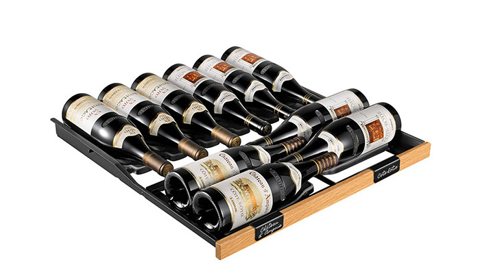 clayette-coulissante-revelation-facade-chene-main-du-sommelier.jpg clayette-coulissante-revelation-facade-chene-main-du-sommelier.jpg