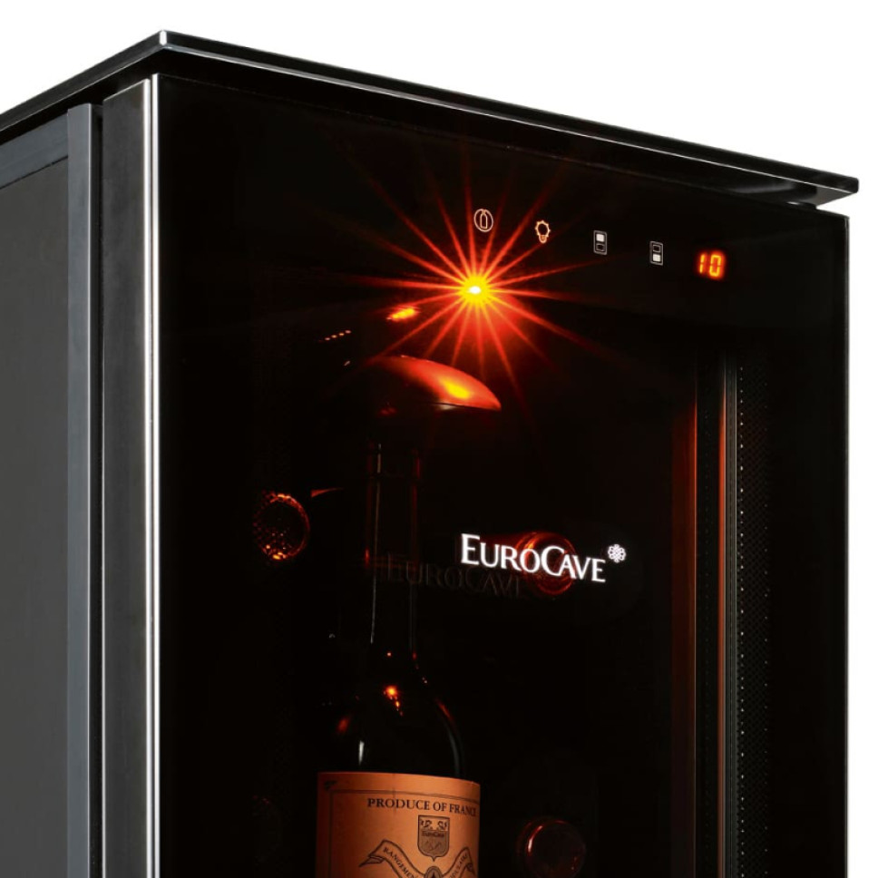 conservation-bouteilles-ouvertes-bar-a-vin-eclairage-chaleureux-tete-a-tete-eurocave.jpg conservation-bouteilles-ouvertes-bar-a-vin-eclairage-chaleureux-tete-a-tete-eurocave.jpg