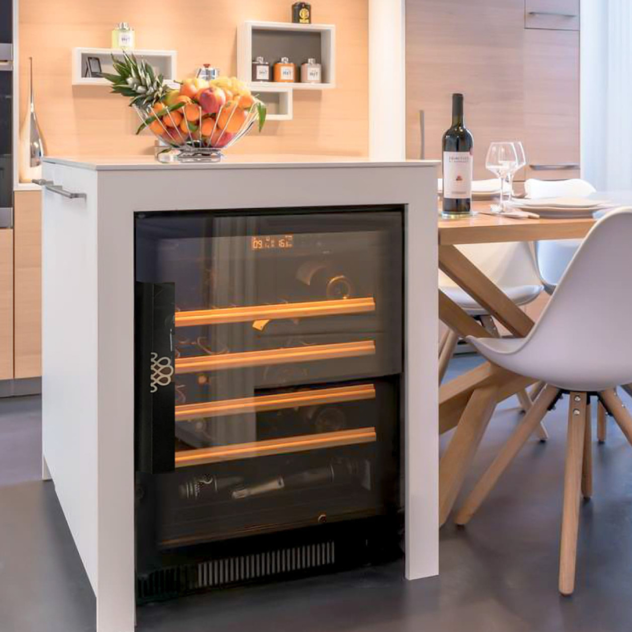 eurocave-compact-cave-a-vin-encastree-l-art-de-recevoir.jpg eurocave-compact-cave-a-vin-encastree-l-art-de-recevoir.jpg