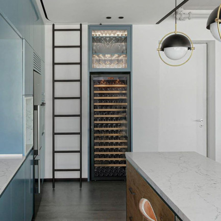 Armoire à vin de service 2 températures, 3 températures ou multi-températures EuroCave Armoire à vin de service 2 températures, 3 températures ou multi-températures EuroCave