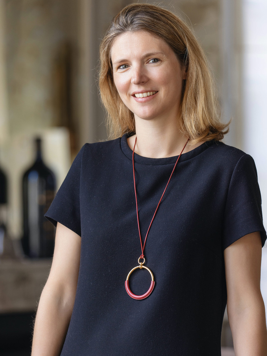 Portrait Stéphanie de Boüard-Rivoal, PDG du Château Angelus, France Portrait Stéphanie de Boüard-Rivoal, PDG du Château Angelus, France