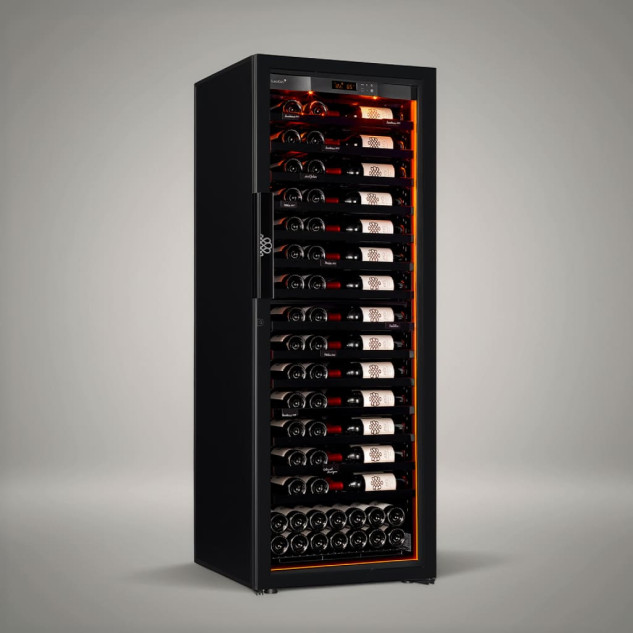 Modèle Revelation incarnant l’innovation dans l’histoire des caves à vin