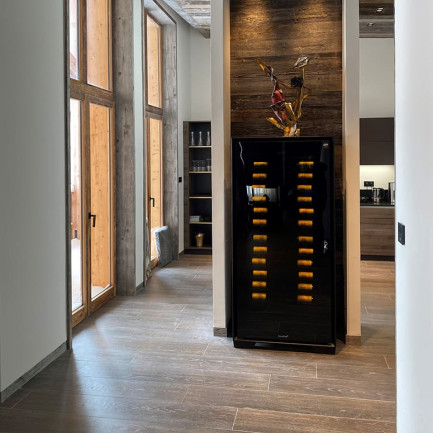 La meilleure cave à vin de vieillissement pour vos grands crus - Cave de prestige EuroCave Royale