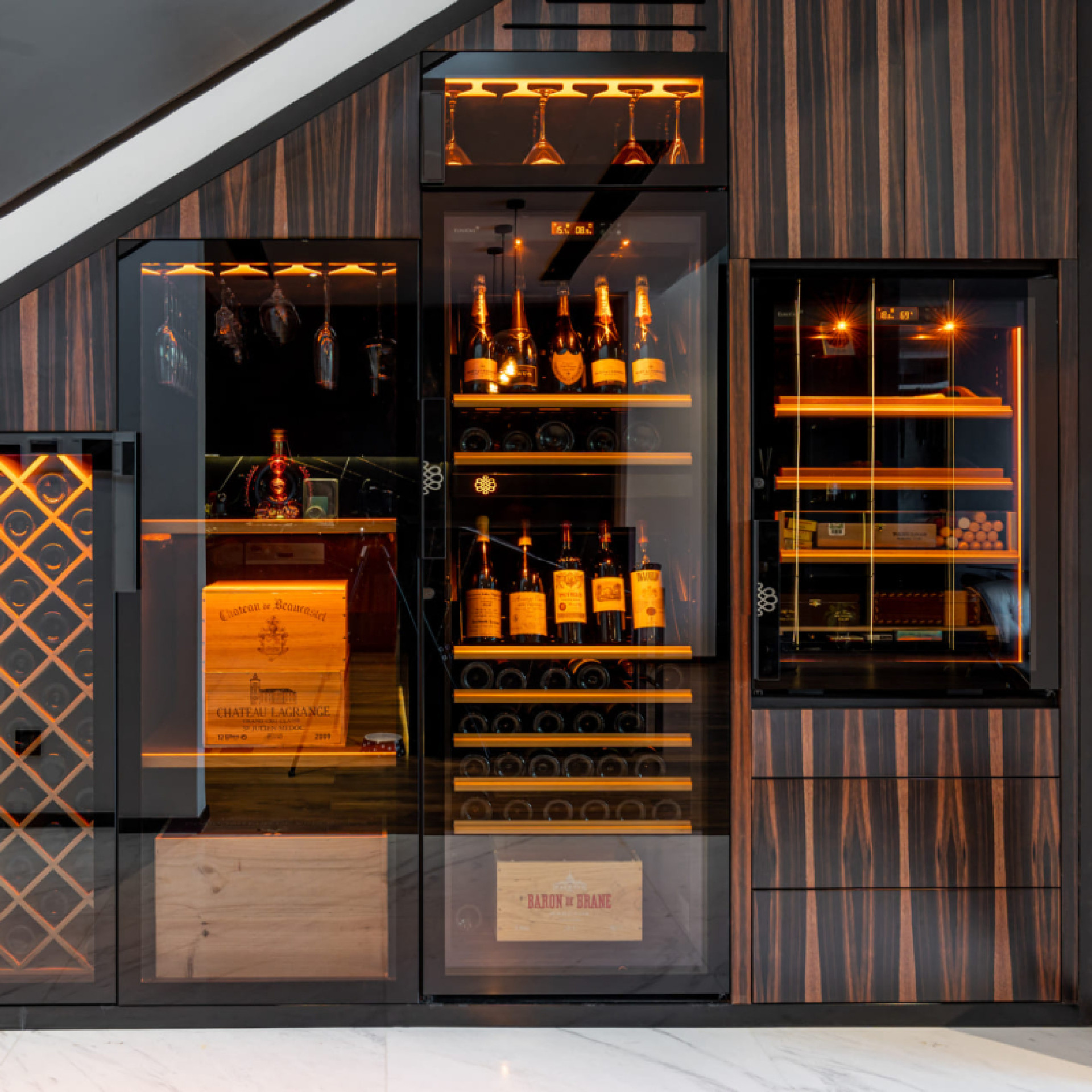Réalisations et ambiances de cave à vin | EuroCave