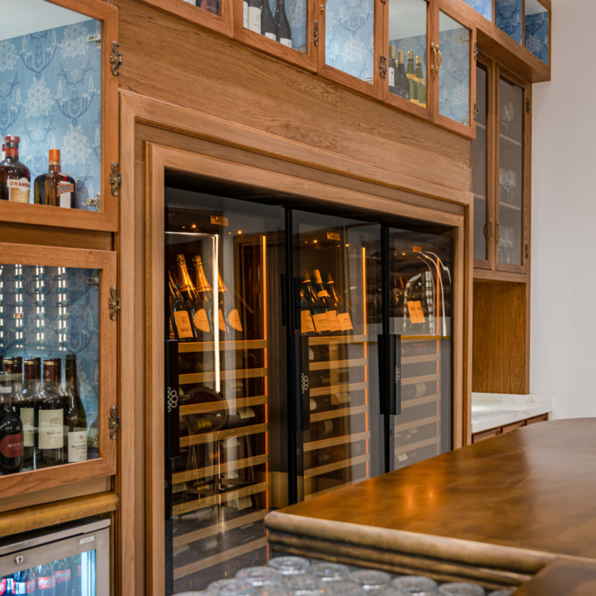 Réalisations et ambiances de cave à vin | EuroCave