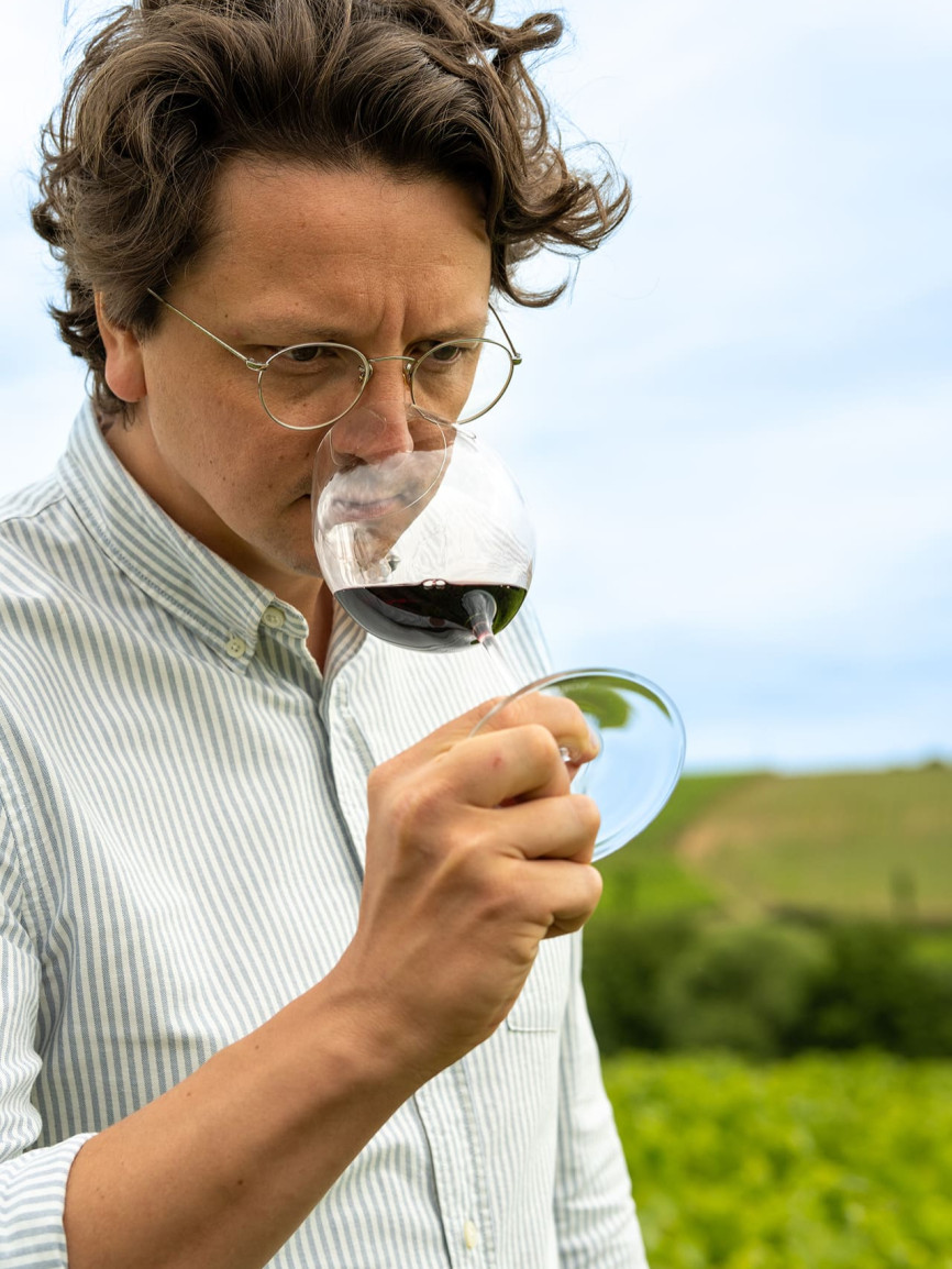 Portrait de théo dans les vignes
