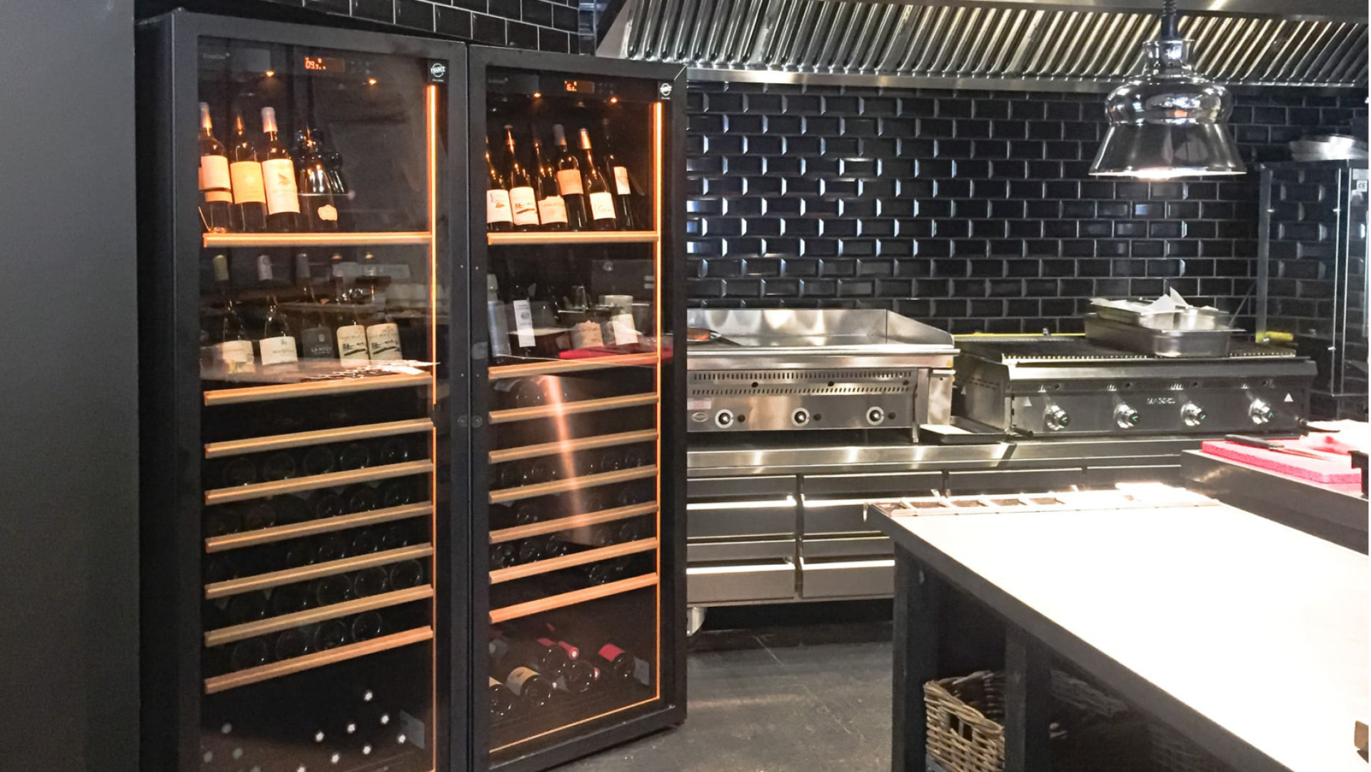 eurocave-cave-a-vin-cuisine-profressionelle-securite-qualite-double-use-intensif-pure.jpg eurocave-cave-a-vin-cuisine-profressionelle-securite-qualite-double-use-intensif-pure.jpg