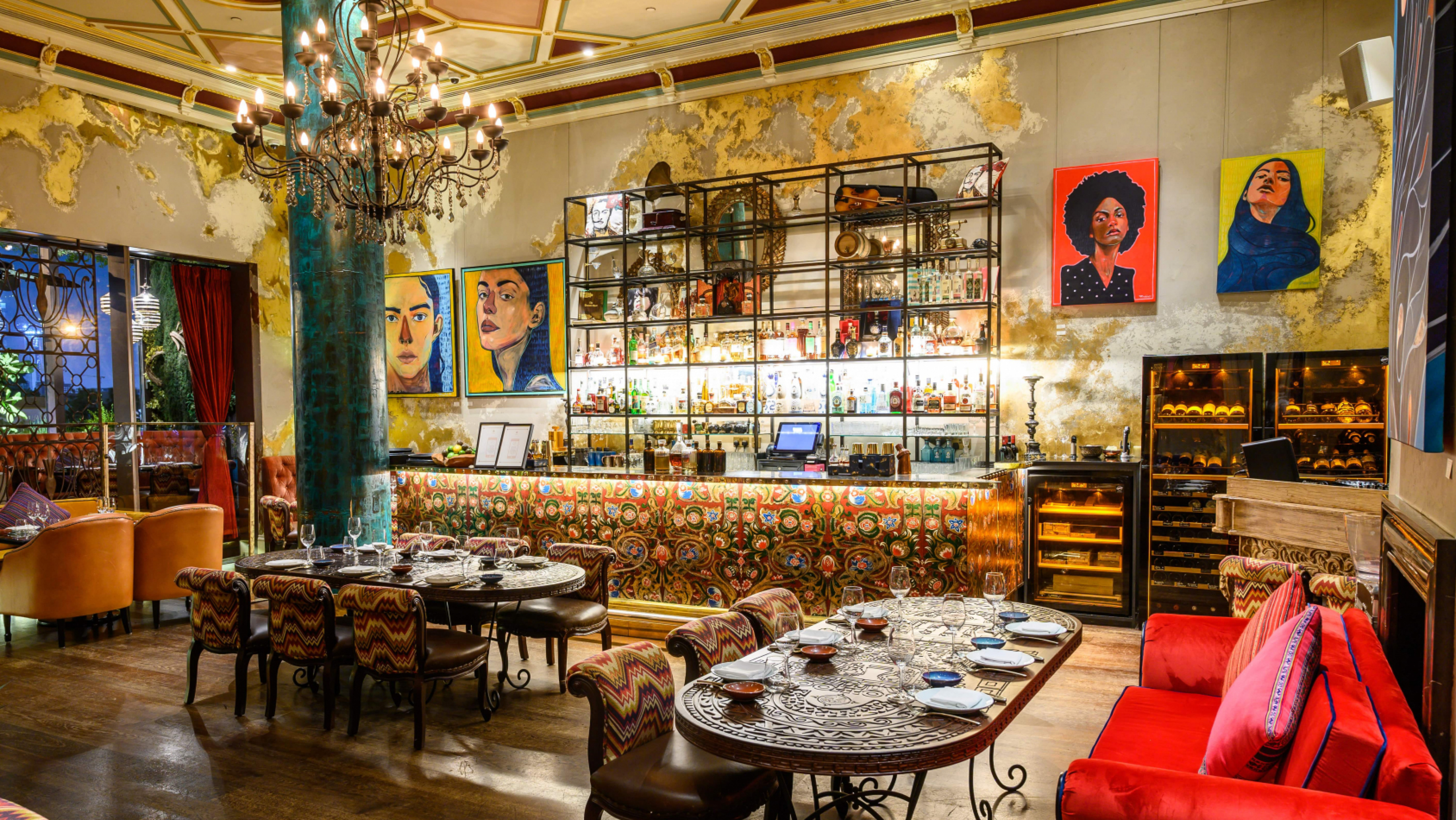 EC-COYA-RESTAURANT-DUBAI-EMIRATS-ARABES-CIGAR-HUMIDOR-4.JPG