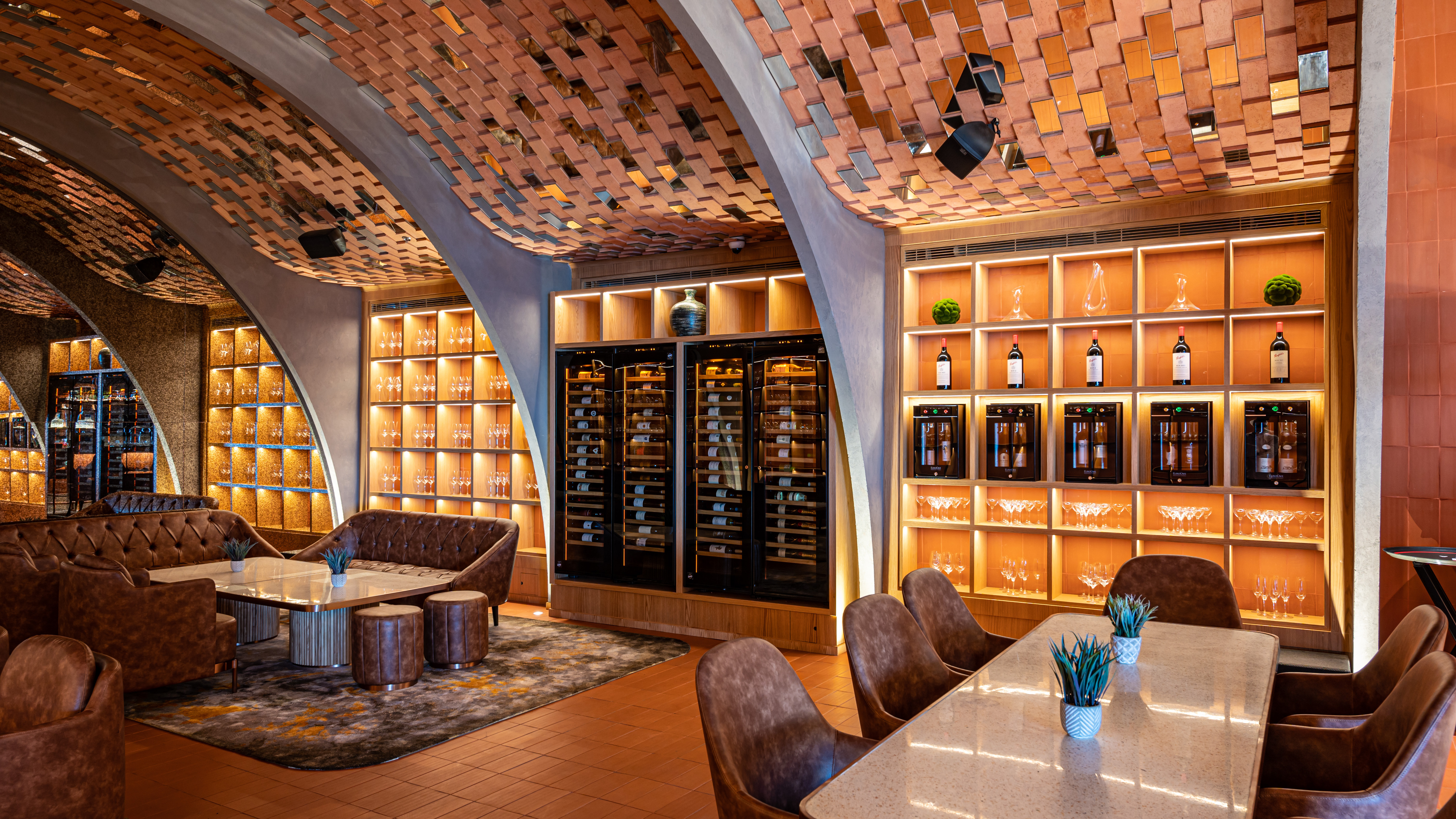 EP-RESTAURANT-PAPA-DUBAI-INSPIRATIONx4-WINE-BAR (3).jpg EP-RESTAURANT-PAPA-DUBAI-INSPIRATIONx4-WINE-BAR (3).jpg